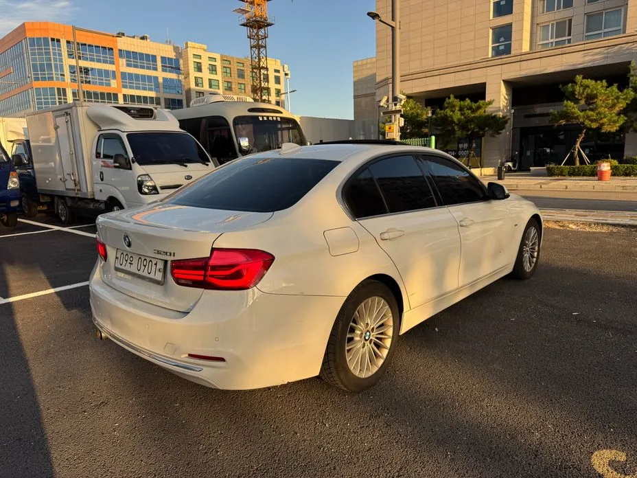 BMW 3-Series
