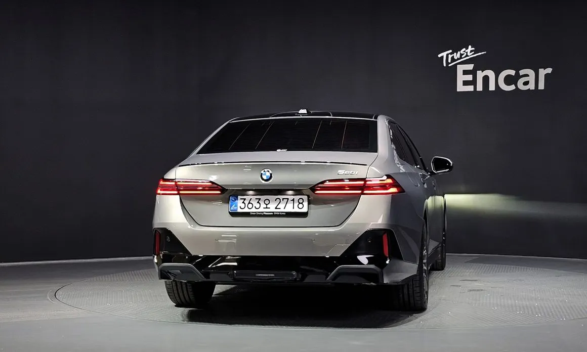 BMW 5-Series