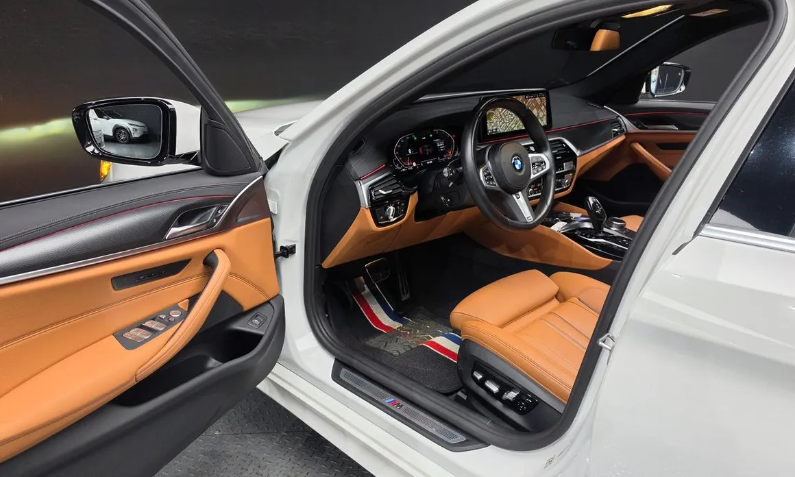 BMW 5-Series