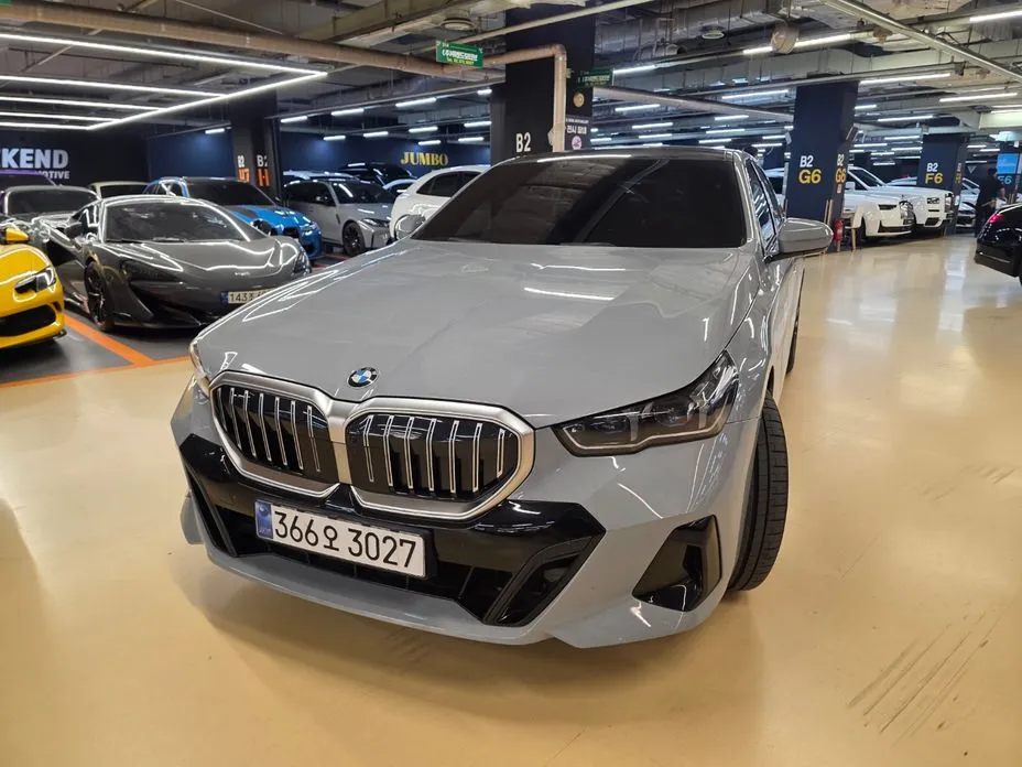 BMW 5-Series