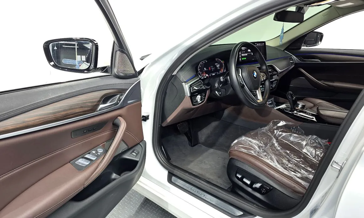 BMW 5-Series