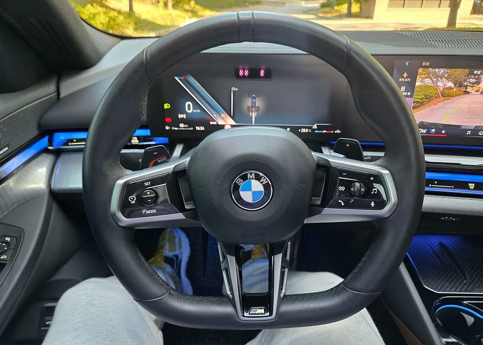 BMW 5-Series