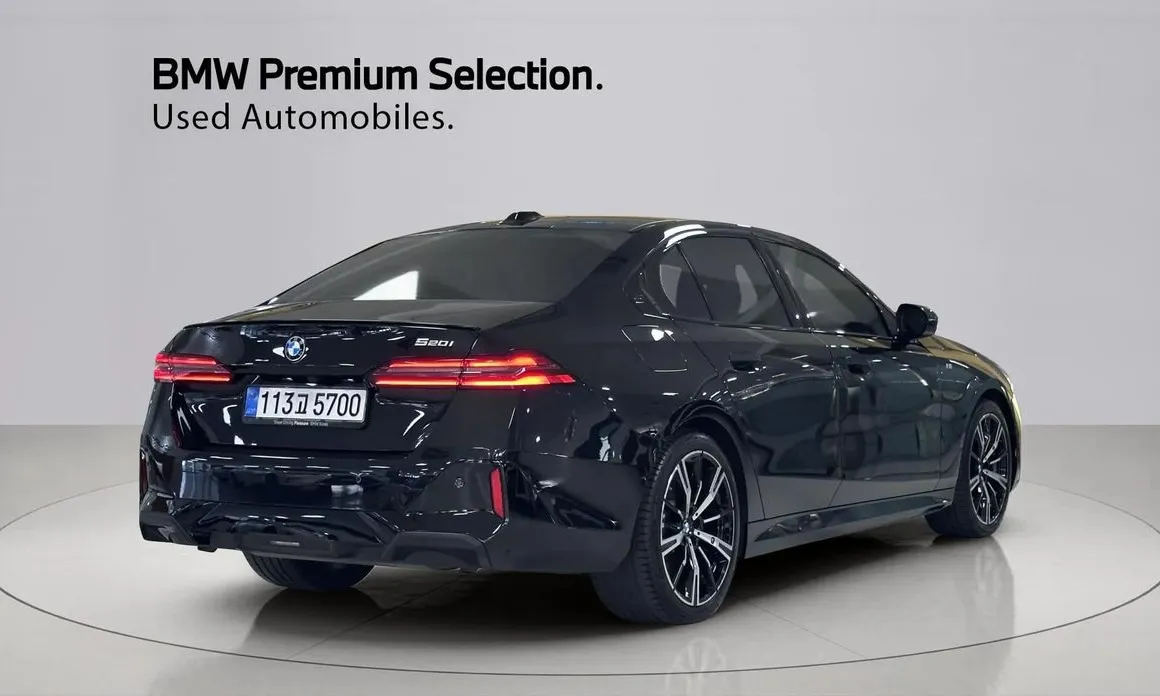 BMW 5-Series