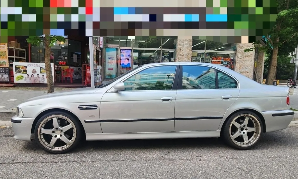 BMW 5-Series