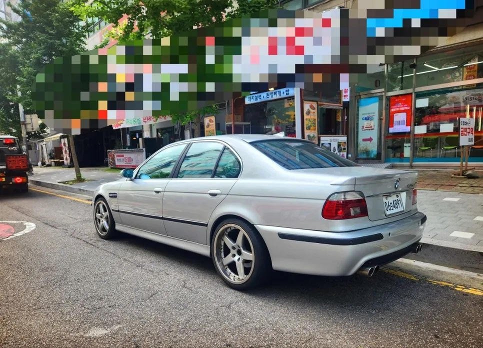 BMW 5-Series