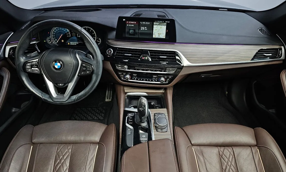 BMW 5-Series