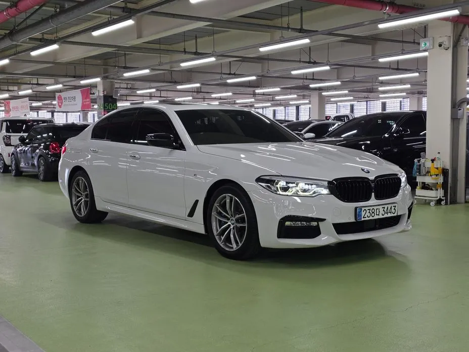 BMW 5-Series