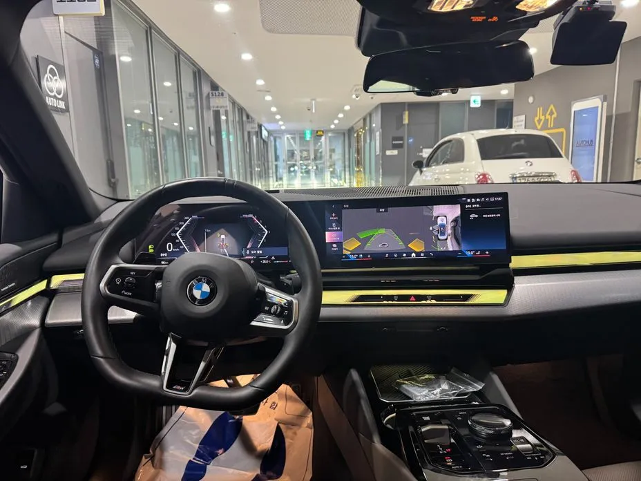 BMW 5-Series