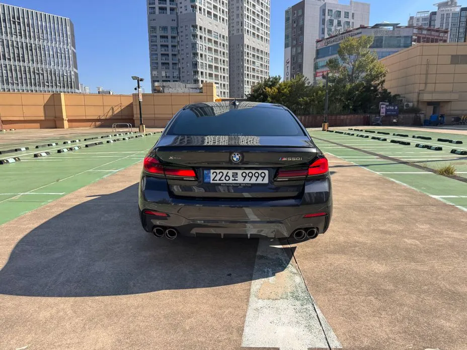 BMW 5-Series