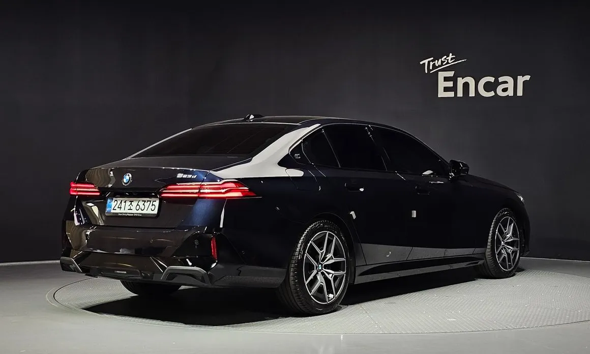 BMW 5-Series