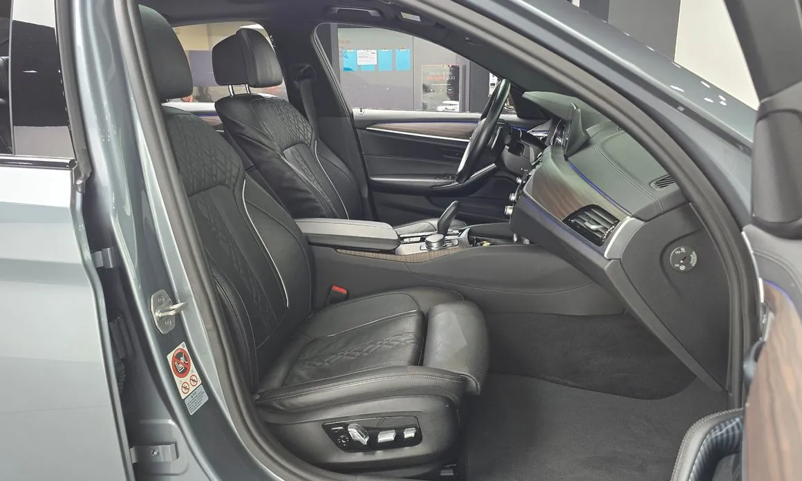 BMW 5-Series