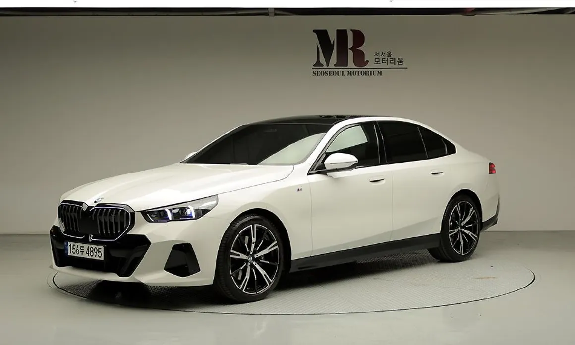 BMW 5-Series