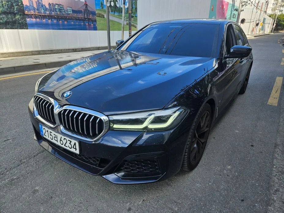 BMW 5-Series