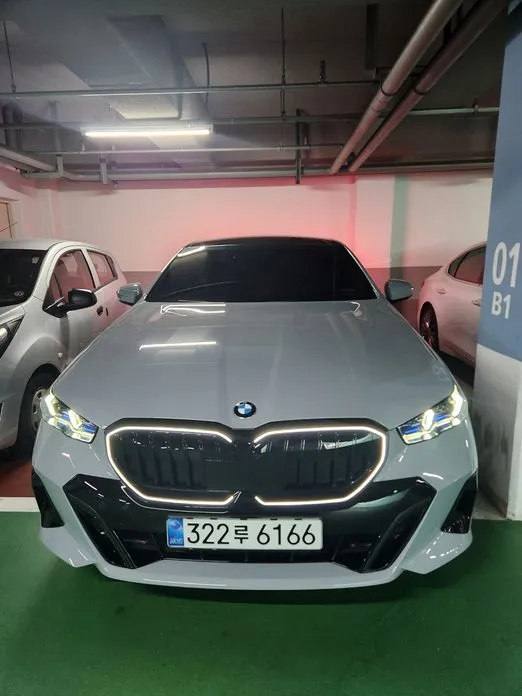 BMW 5-Series