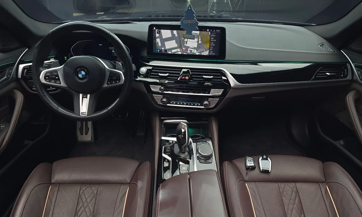 BMW 5-Series