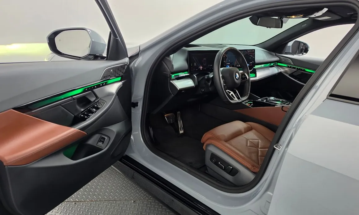 BMW 5-Series