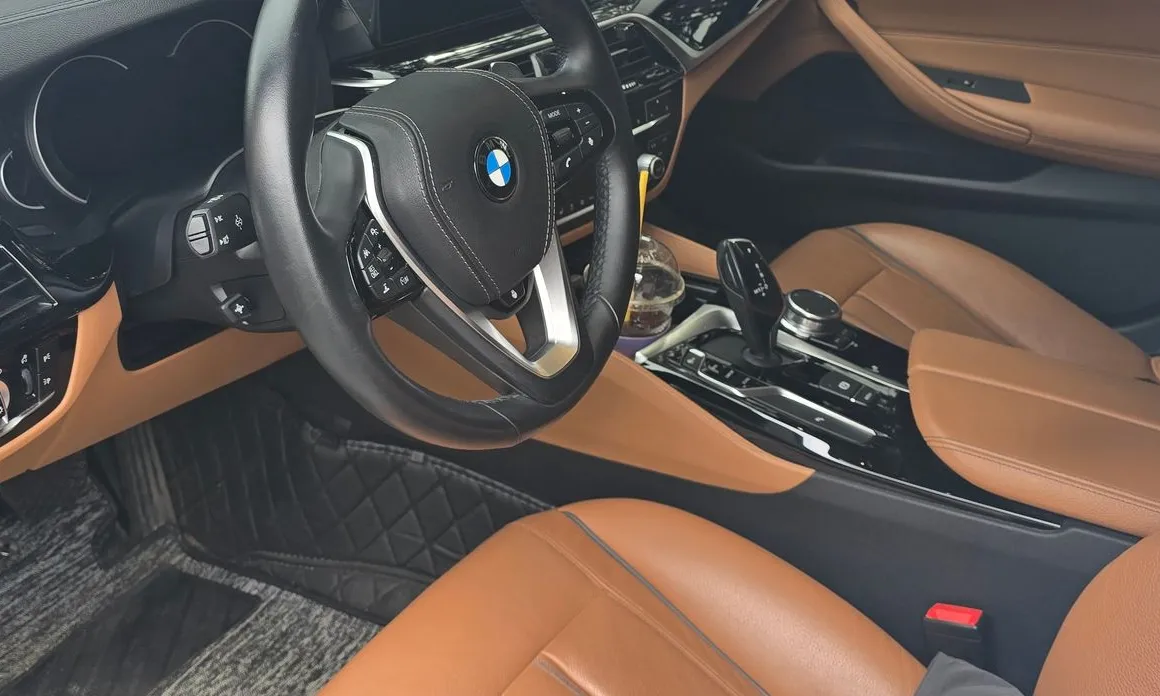 BMW 5-Series
