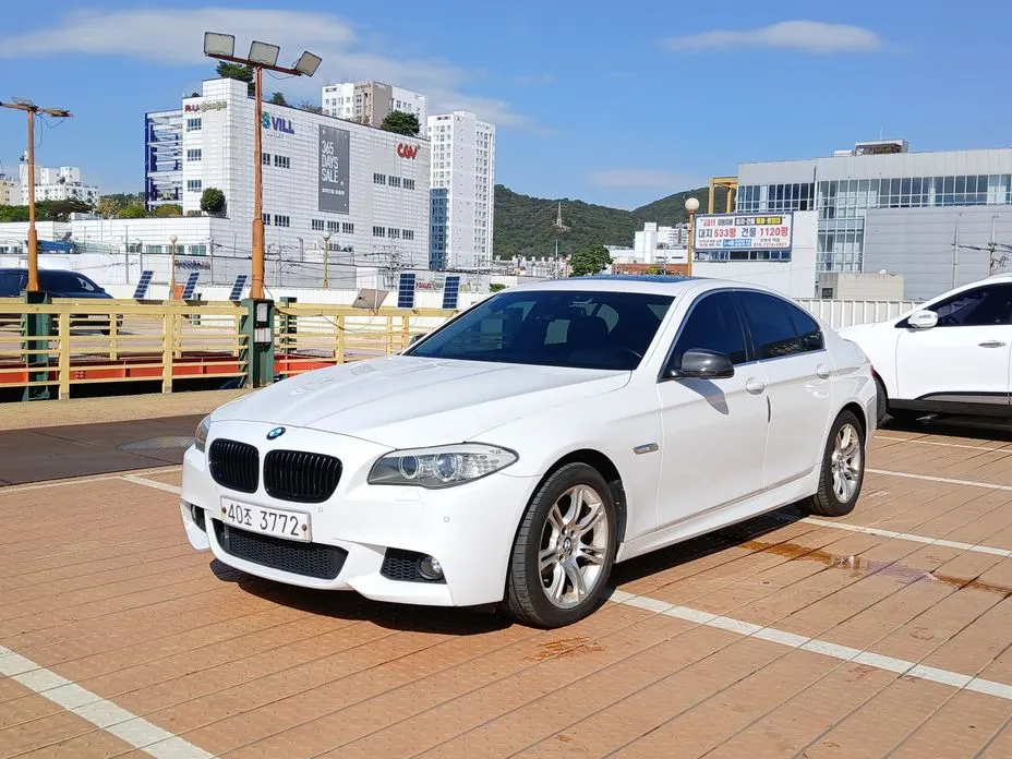 BMW 5-Series