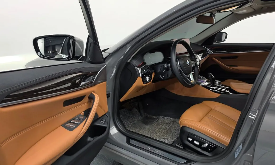 BMW 5-Series