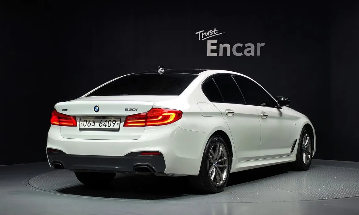 BMW 5-Series