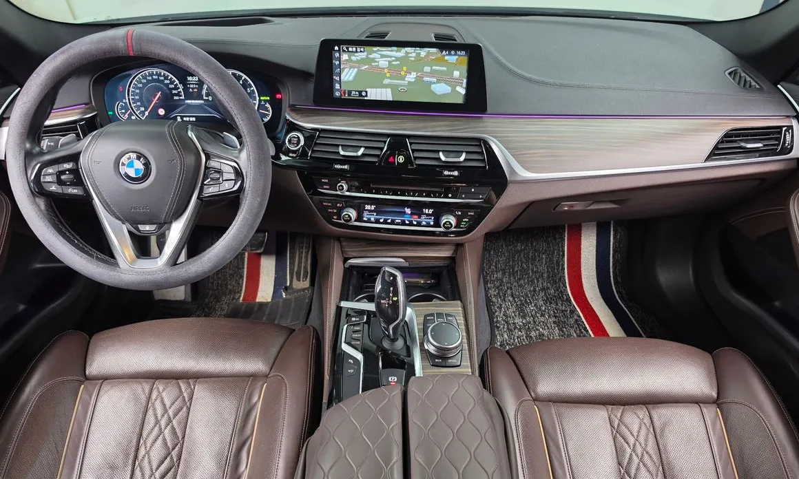 BMW 5-Series