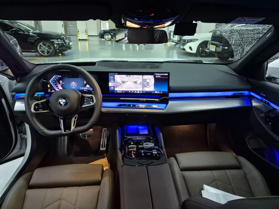 BMW 5-Series