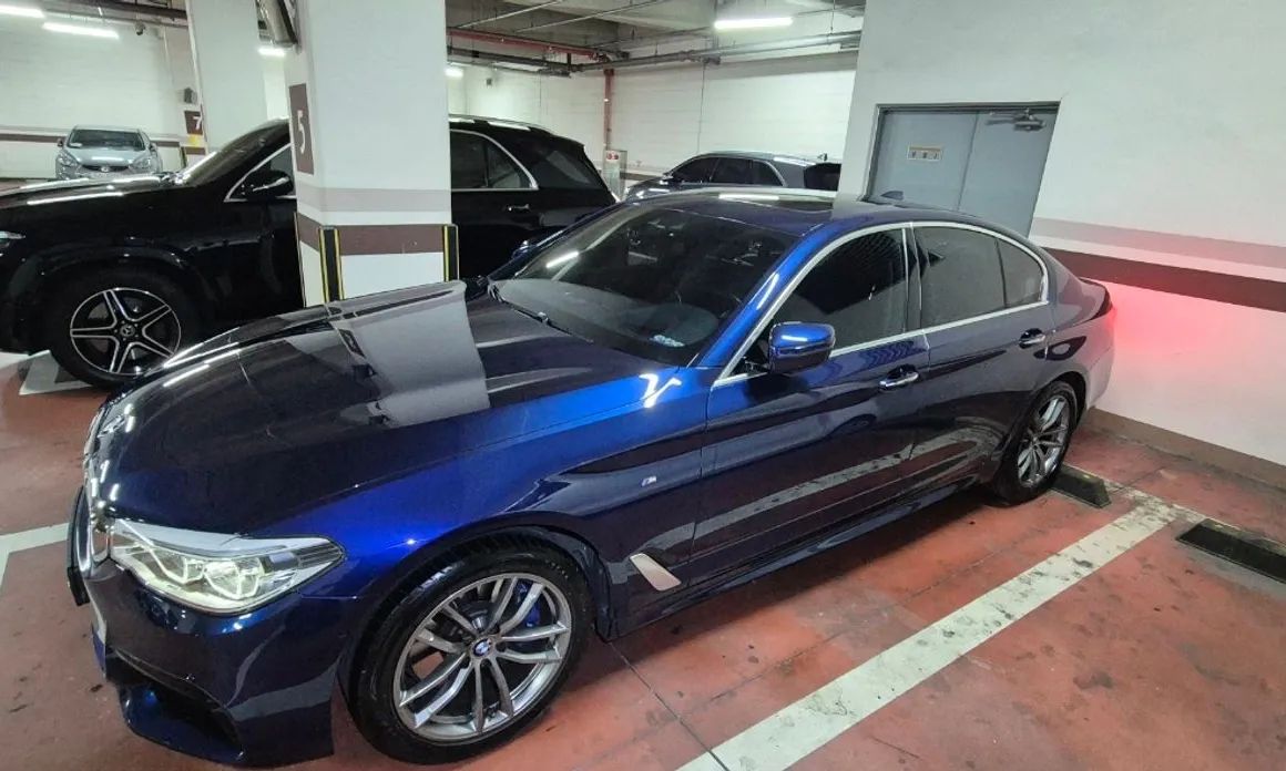 BMW 5-Series