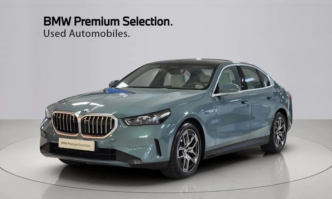 BMW 5-Series