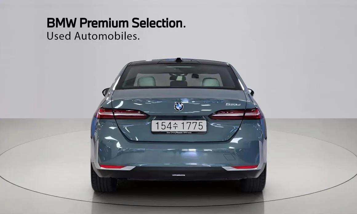 BMW 5-Series