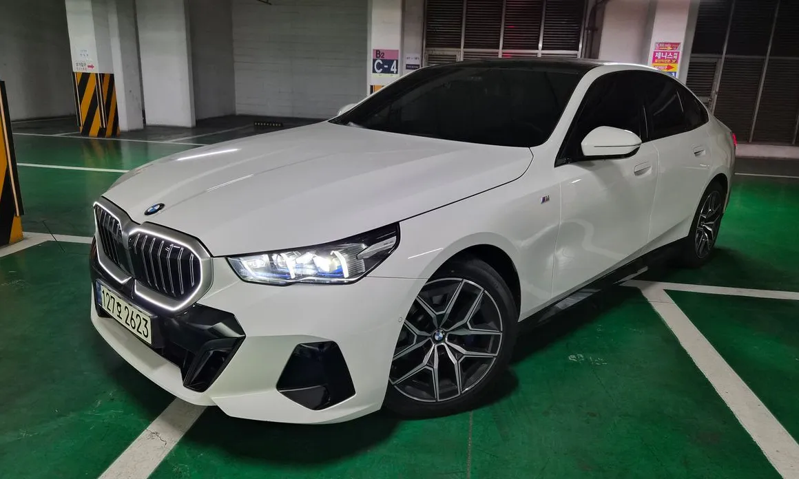 BMW 5-Series