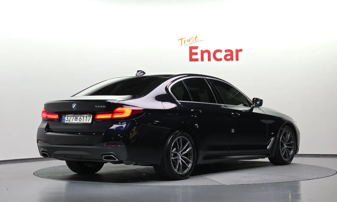 BMW 5-Series