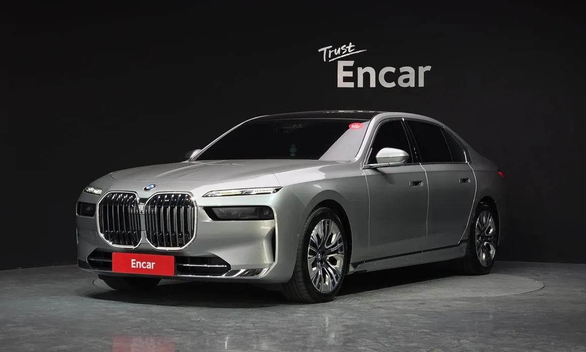 BMW 7-Series