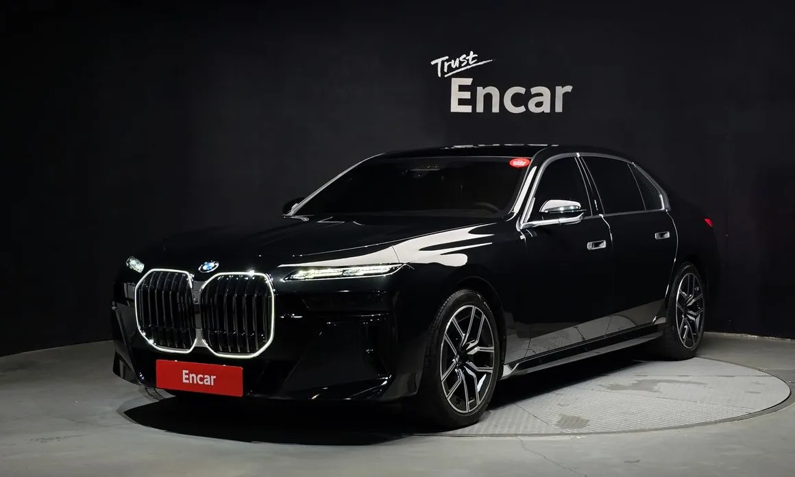 BMW 7-Series