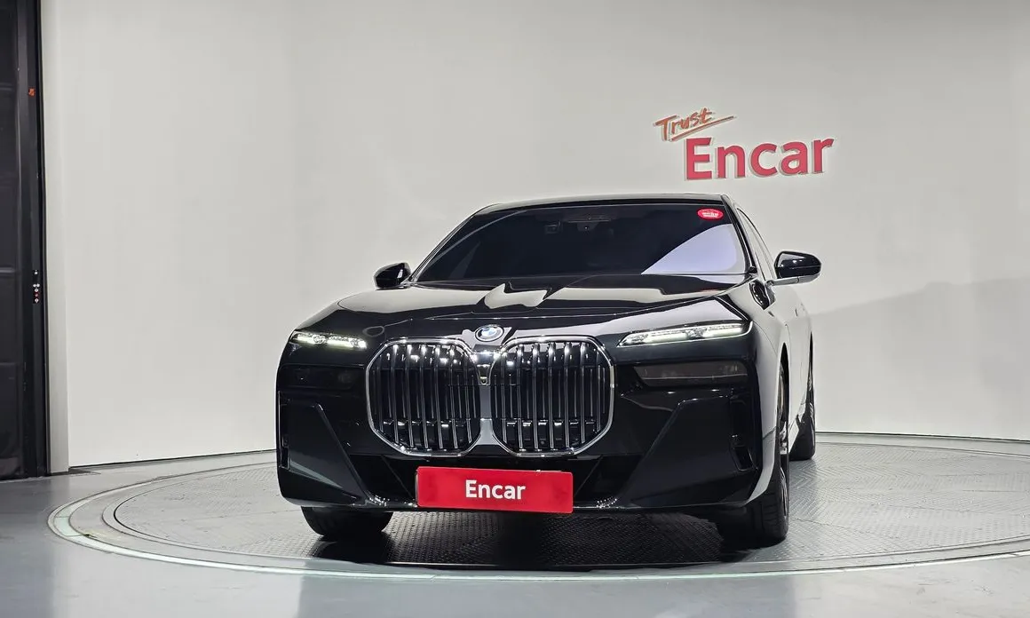 BMW 7-Series