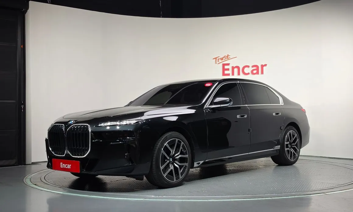 BMW 7-Series