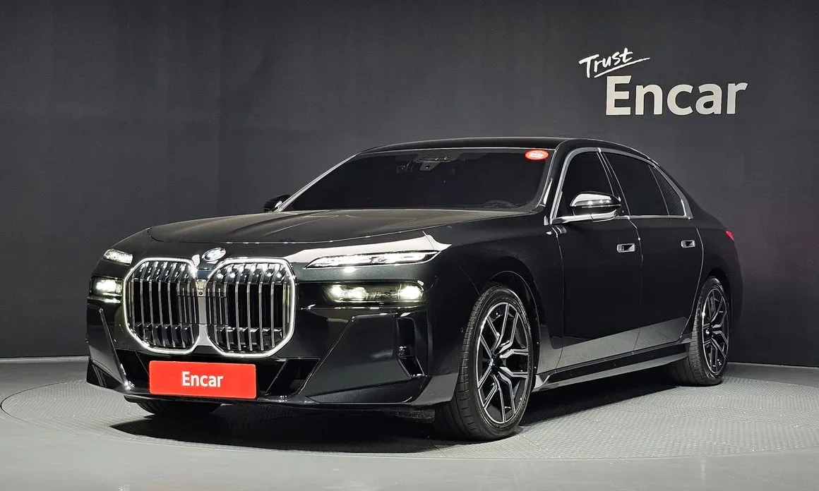BMW 7-Series