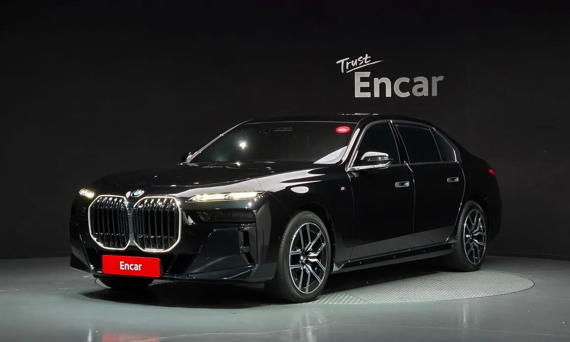BMW 7-Series