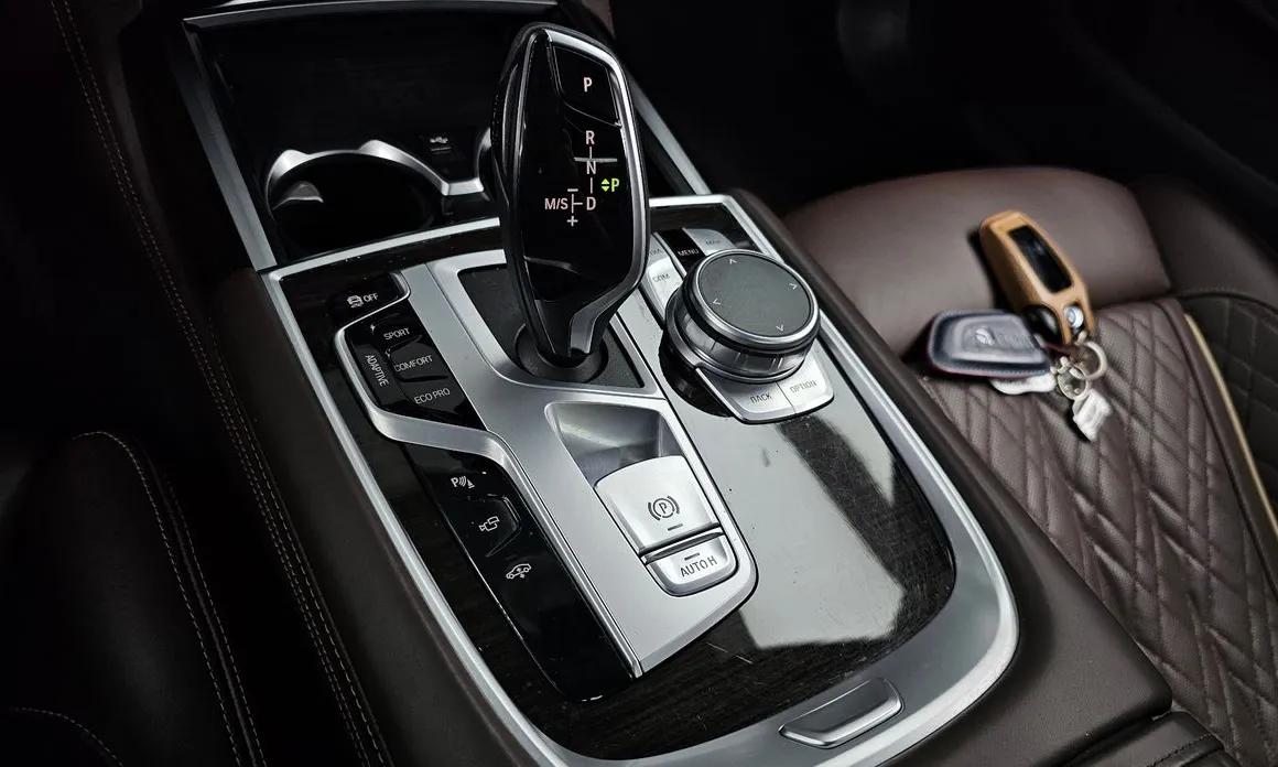 BMW 7-Series