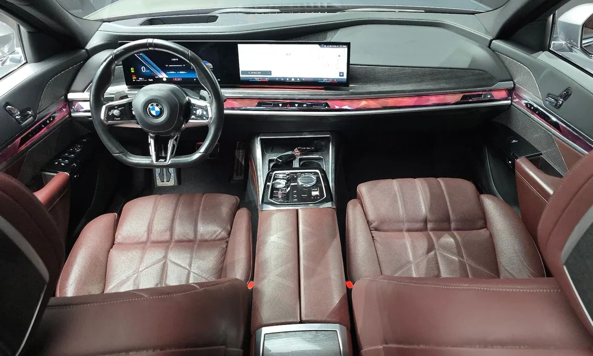 BMW 7-Series
