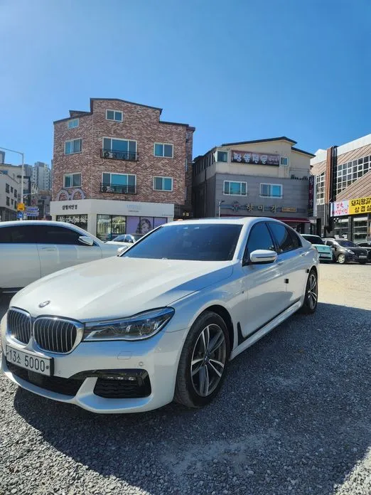 BMW 7-Series