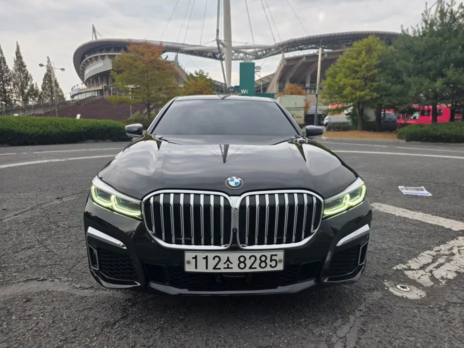 BMW 7-Series