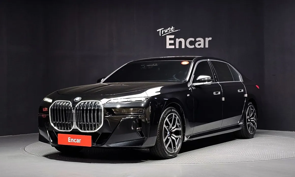 BMW 7-Series