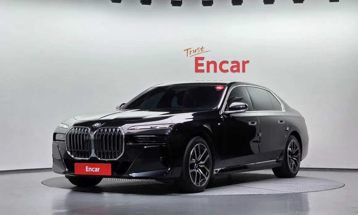 BMW 7-Series