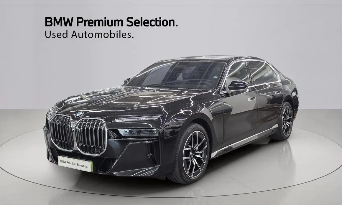 BMW 7-Series