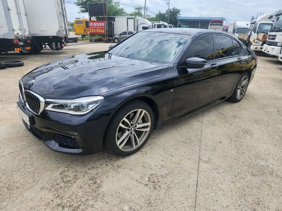 BMW 7-Series