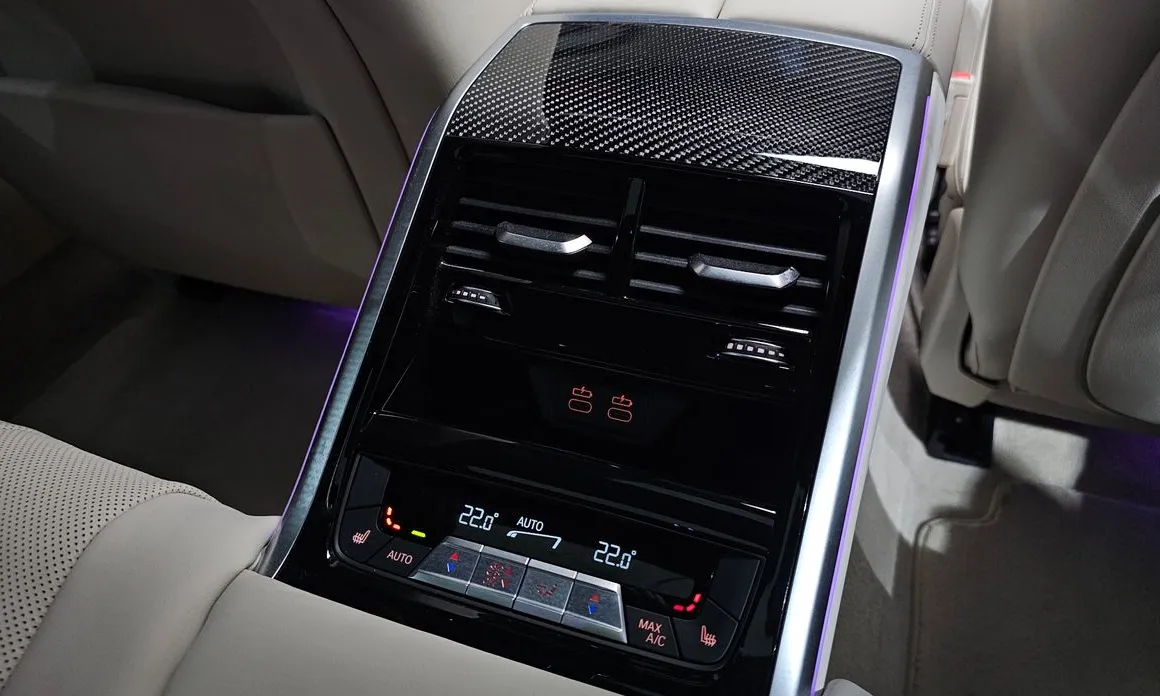 BMW 8-Series
