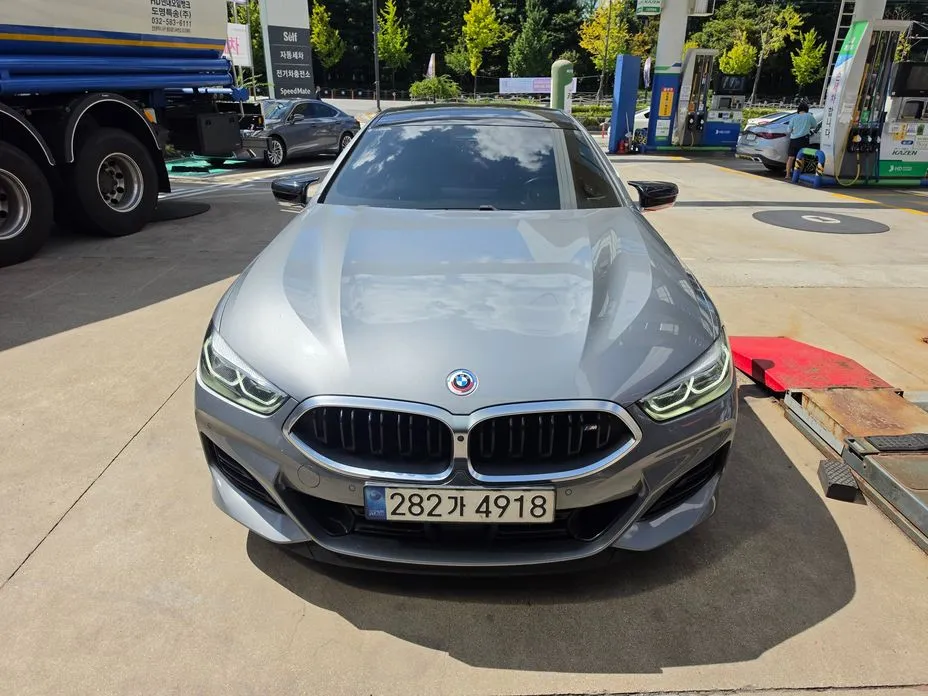 BMW 8-Series