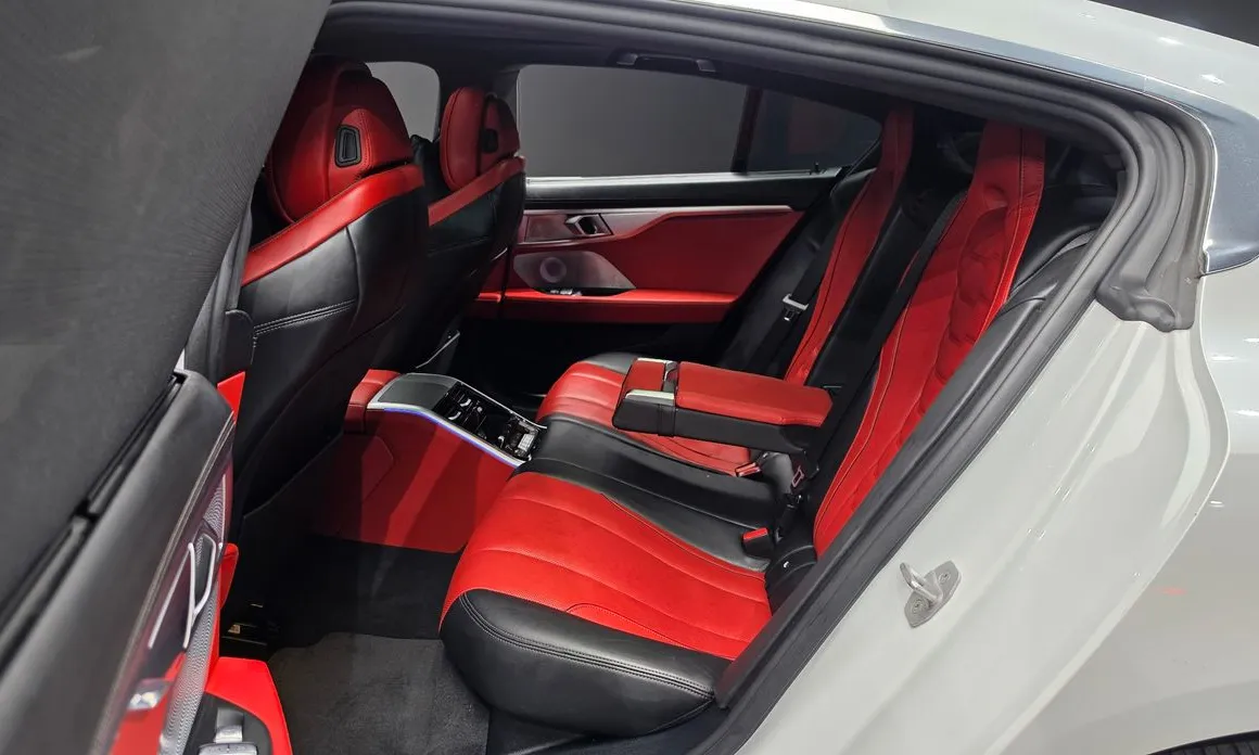 BMW 8-Series