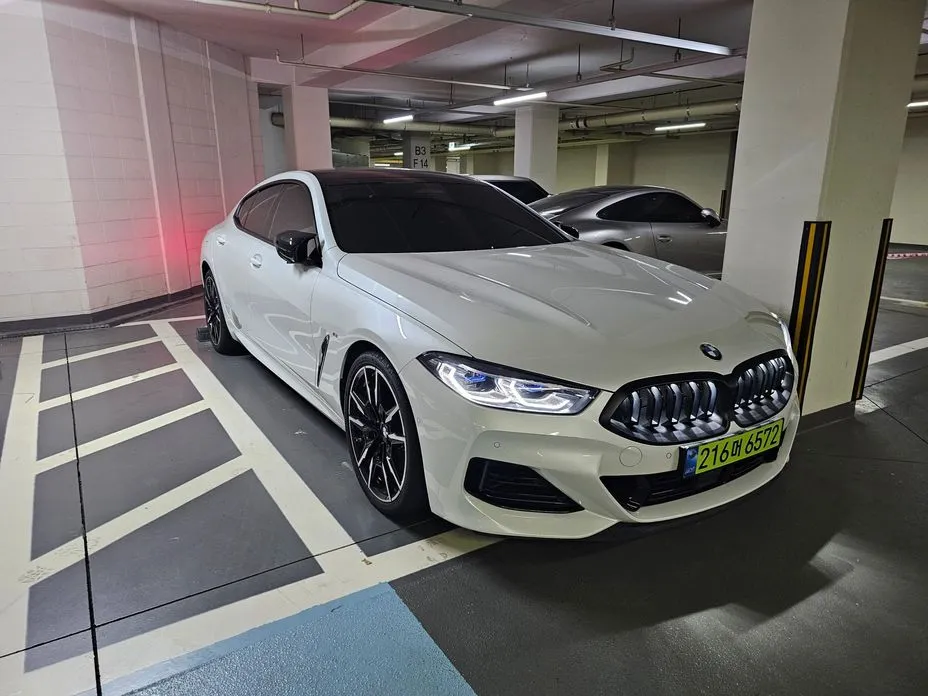 BMW 8-Series