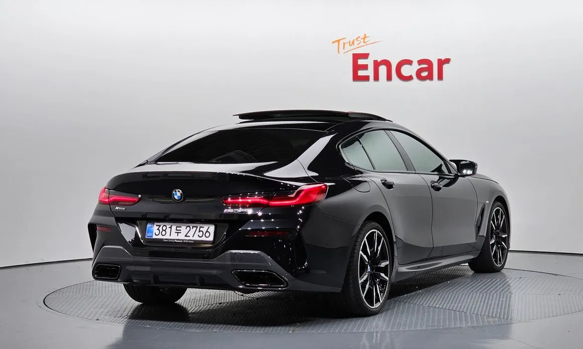 BMW 8-Series